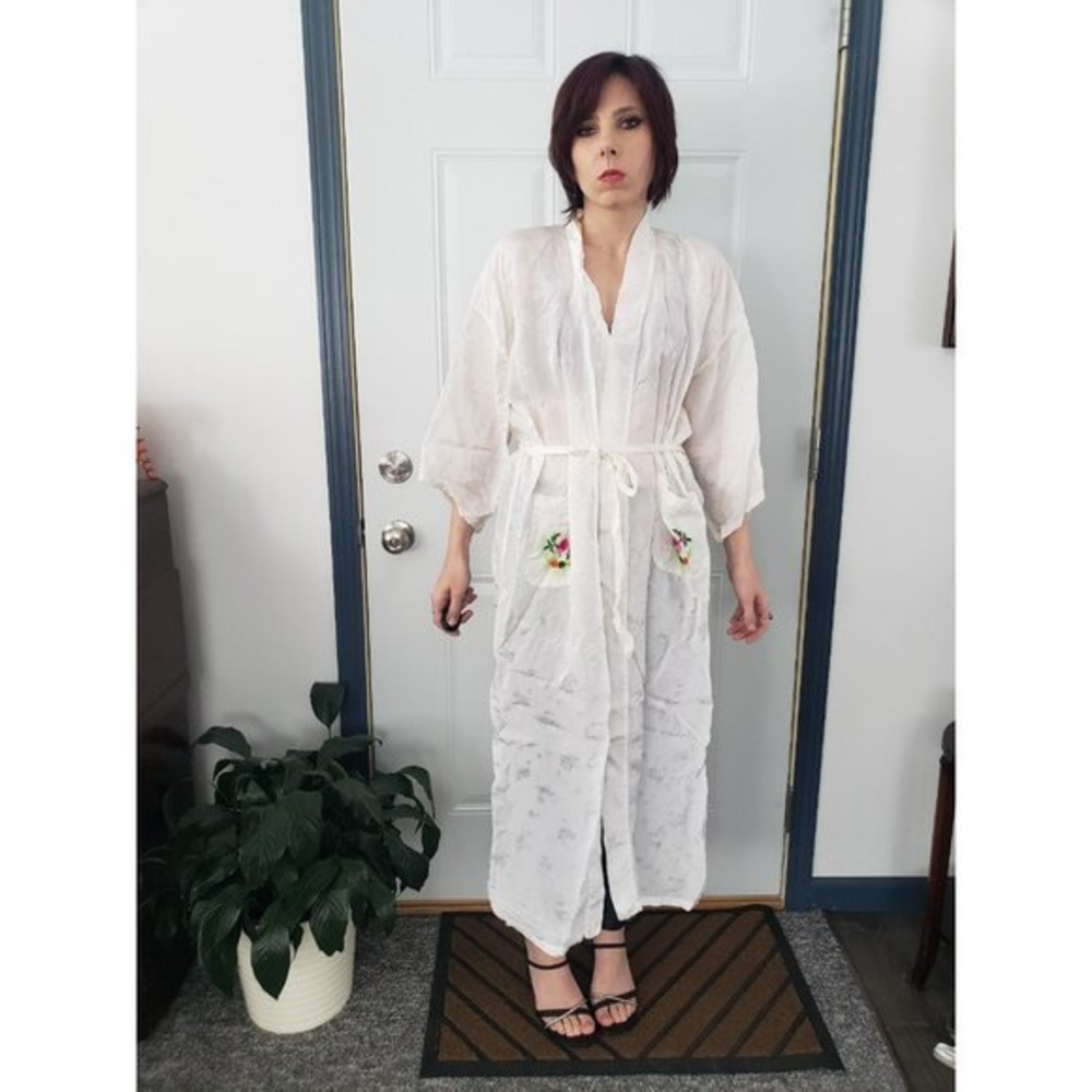 Vintage Chinese Embroidered Robe